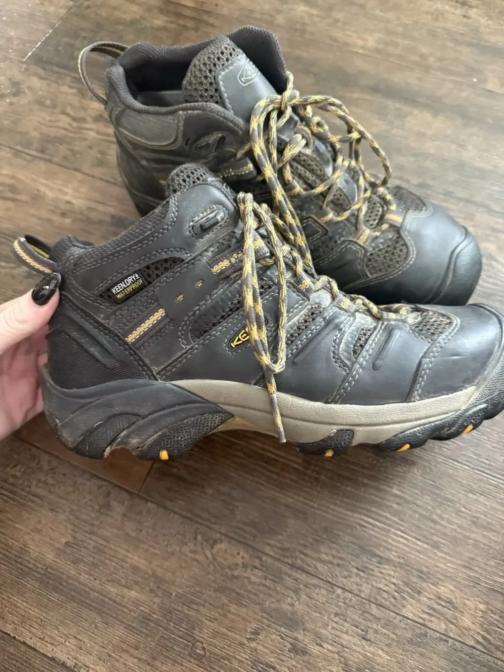 KEEN Lansing Mid Waterproof Steel Toe Boots 1022098D Size 8D Men/ 9.5 Women